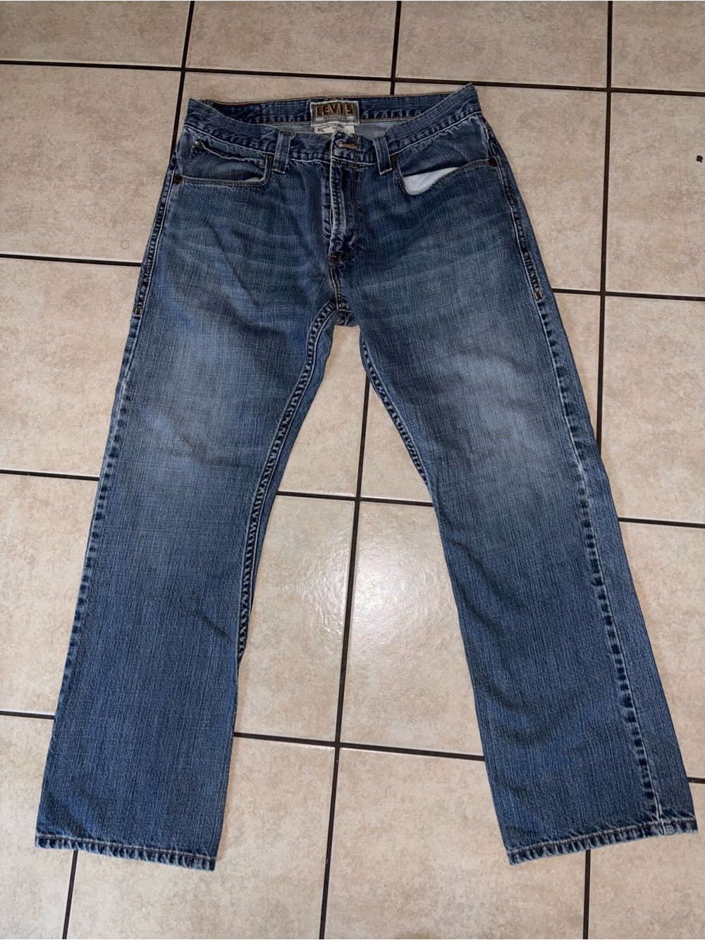 Levi's 514 slim Straight-Leg Medium Blue Jeans w34 L30